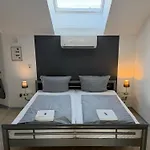 Ruehen, 24 Stunden Check In, Kueche, Kostenfreie Parkplaetze Hotel