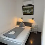 Ruehen, 24 Stunden Check In, Kueche, Kostenfreie Parkplaetze Hotel 2*