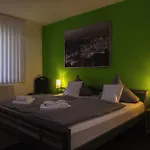 Ruehen, 24 Stunden Check In, Kueche, Kostenfreie Parkplaetze 2*