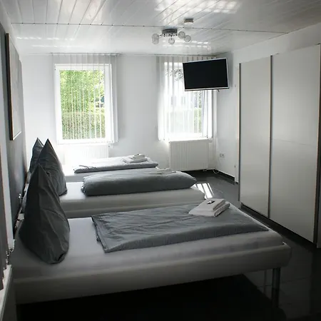 ホテル Ruehen, 24 Stunden Check In, Kueche, Kostenfreie Parkplaetze 2*