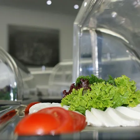 Hotel Ruehen, 24 Stunden Check In, Kueche, Kostenfreie Parkplaetze 2*