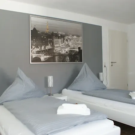 Ruehen, 24 Stunden Check In, Kueche, Kostenfreie Parkplaetze Hotel 2*