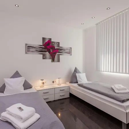 Hotel Ruehen, 24 Stunden Check In, Kueche, Kostenfreie Parkplaetze 2*