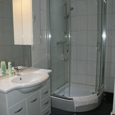 Ruehen, 24 Stunden Check In, Kueche, Kostenfreie Parkplaetze Hotel