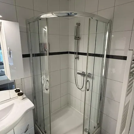 Ruehen, 24 Stunden Check In, Kueche, Kostenfreie Parkplaetze 2* Rühen