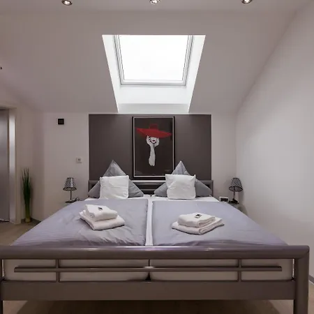 Ruehen, 24 Stunden Check In, Kueche, Kostenfreie Parkplaetze Hotel 2*