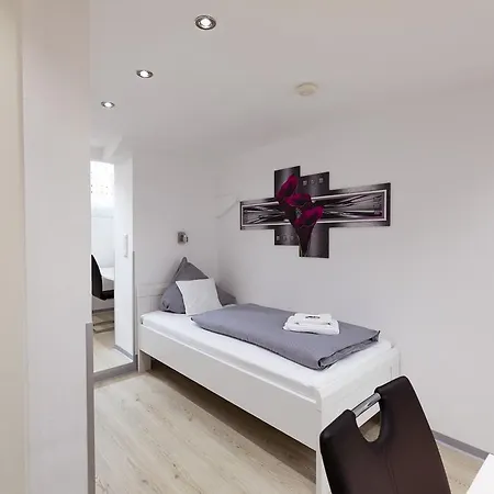 Hotel Ruehen, 24 Stunden Check In, Kueche, Kostenfreie Parkplaetze