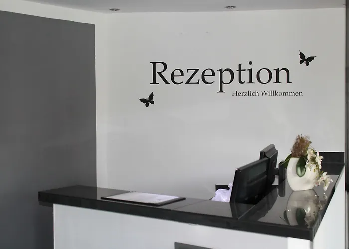 Otel Ruehen, 24 Stunden Check In, Kueche, Kostenfreie Parkplaetze 2*